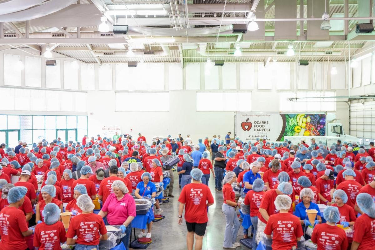 West Platte FFA Chapter Helps Pack 252,564 Meals at State Fair